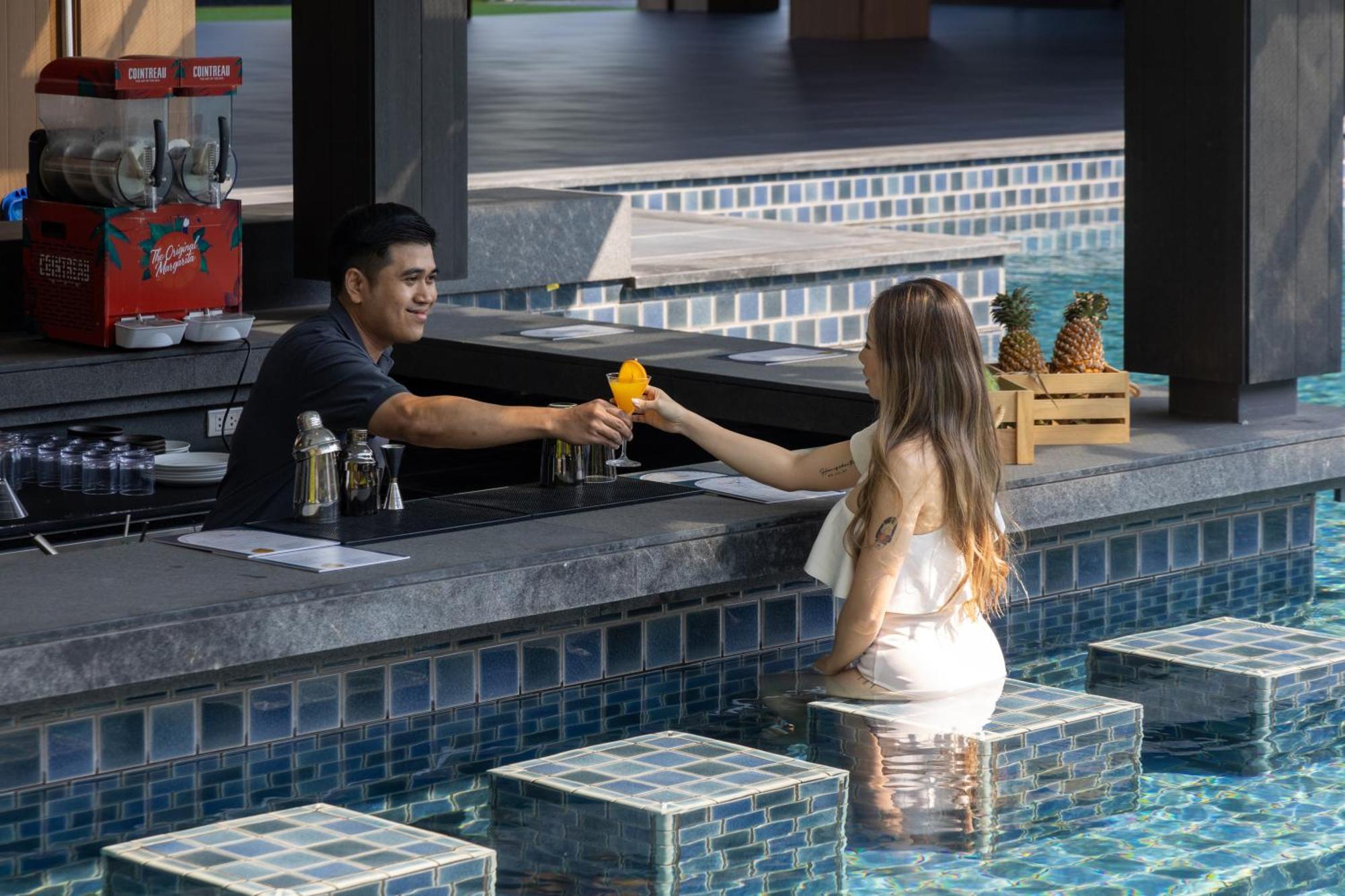 Courtyard By Marriott Suvarnabhumi Airport 酒店 曼谷